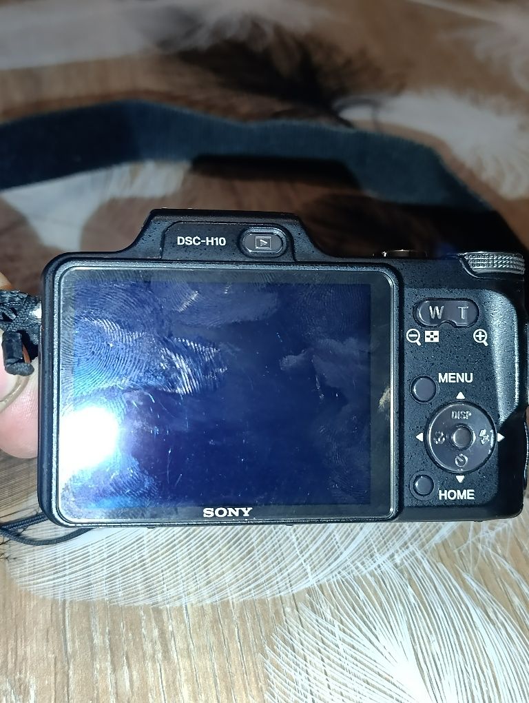 Продам фотоаппарат sony