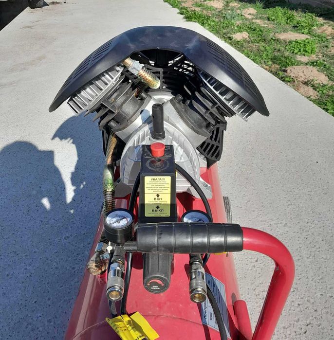 Продам компресор 2,23 кВт. 50л.