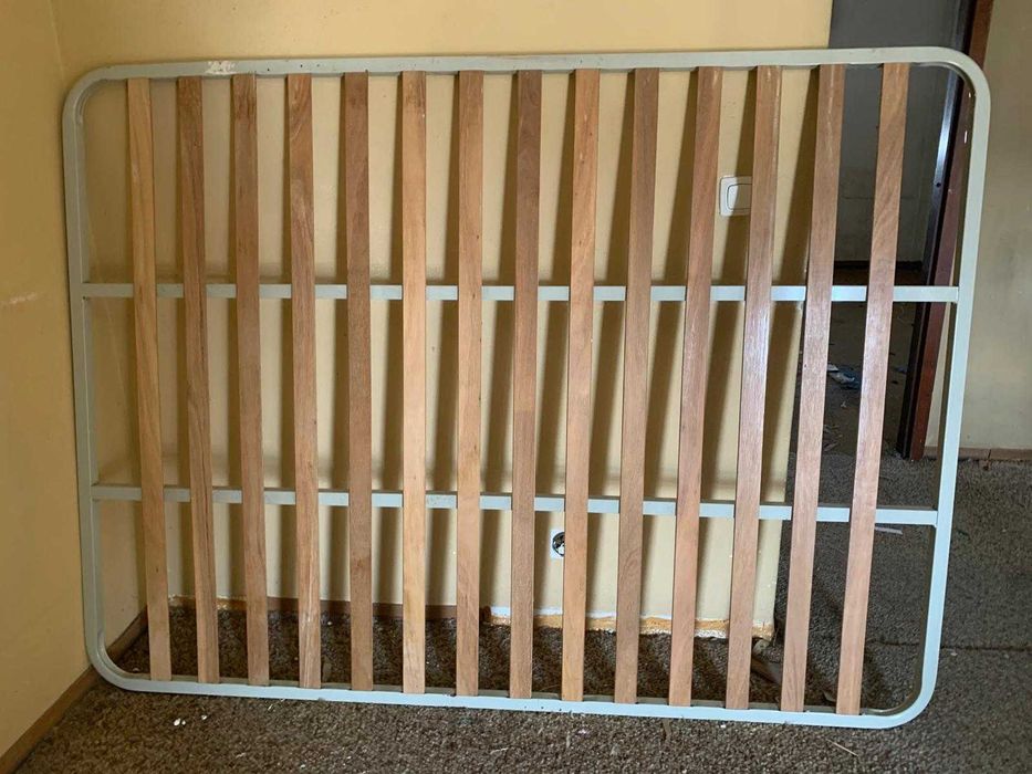 Estrado cama de casal