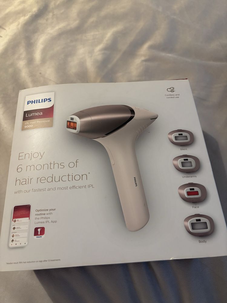 Depilator laserowy Philips Lumea IPL 9000