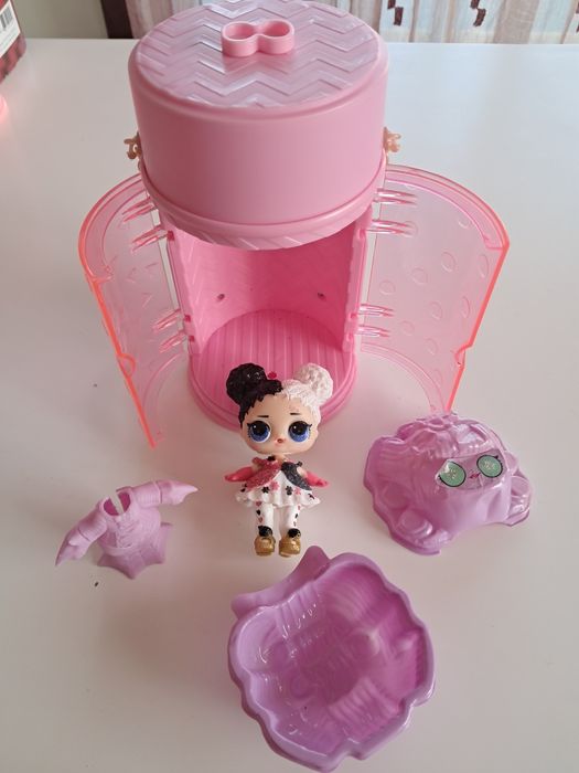 Boneca LoL Surprise