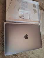 Терміново .Ідеальний MacBook air 13 Space Gray Core i5/8/250