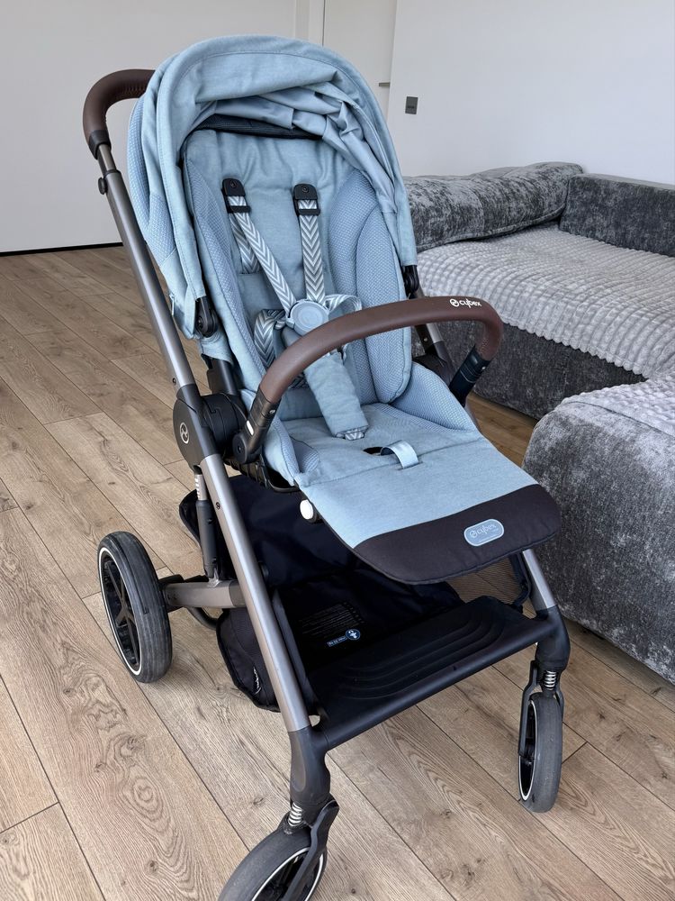Cybex balios s lux sky blue