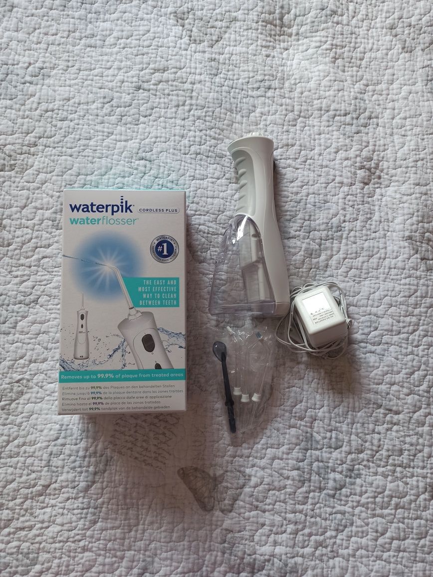 Irygator Waterpik Water Flosser WP-400