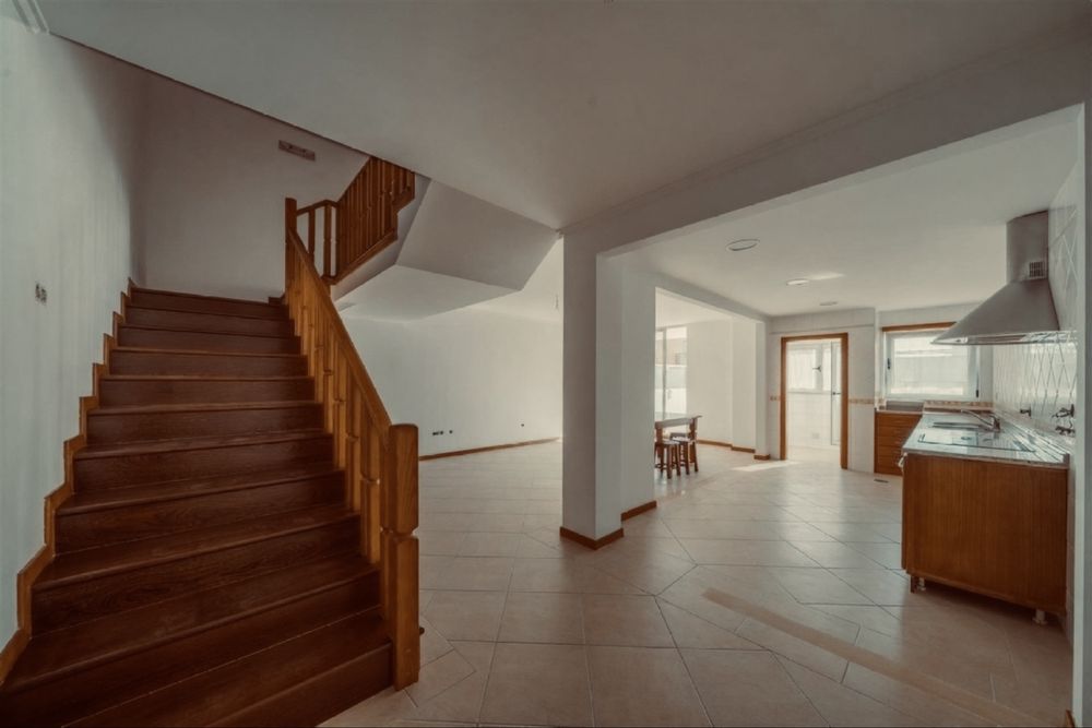 Apartamento Duplex Alto de São Domingos, Pacos de Ferreira