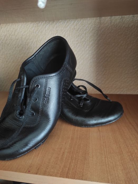 Туфлі на хлопчика для бальних танців