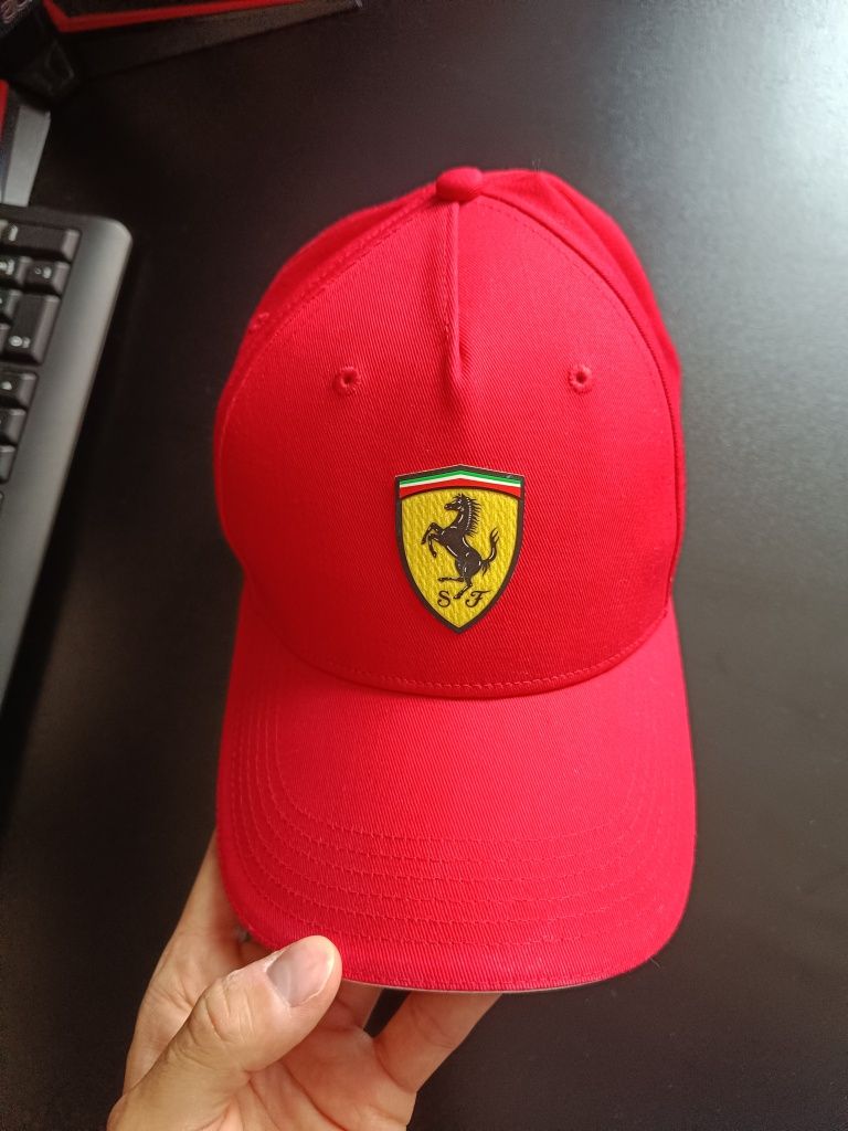 Czapka Puma Ferrari Czerwona Używana