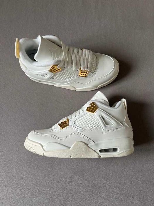 Buty-Trampk- Jordan 4 Retro Metallic Gold R.41