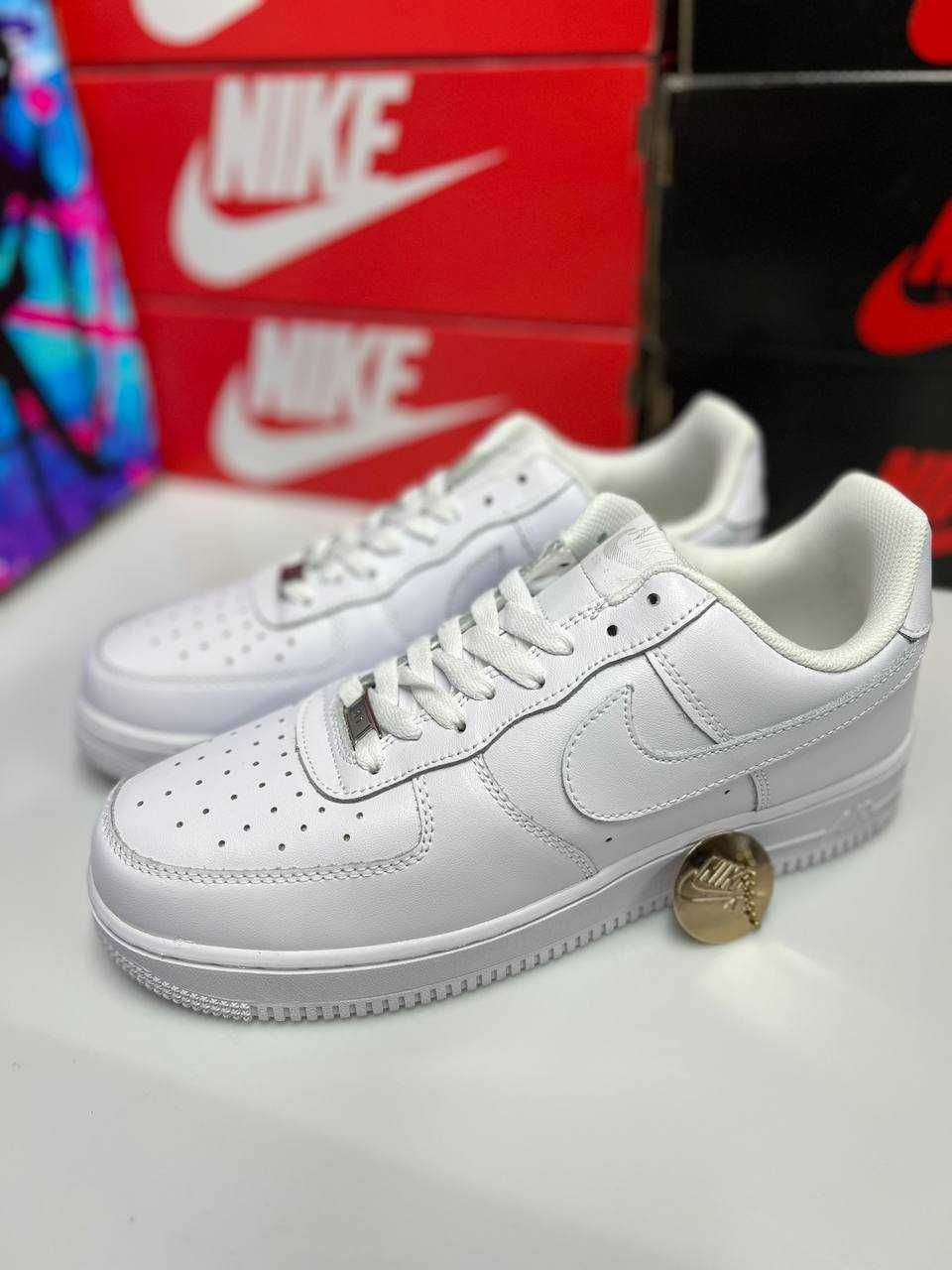 Nike Air Force 1 - чоловічі кросівки на кожен день, натуральна шкіра