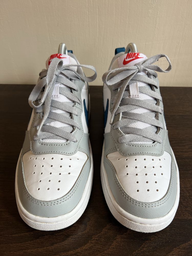 Nike Court Borough Low 2
