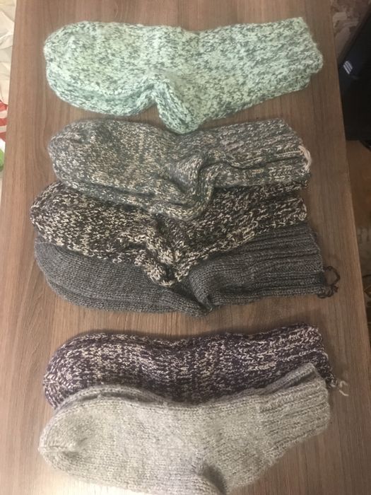 Вязаные носки теплые хорошие! Готовь сани летом…!