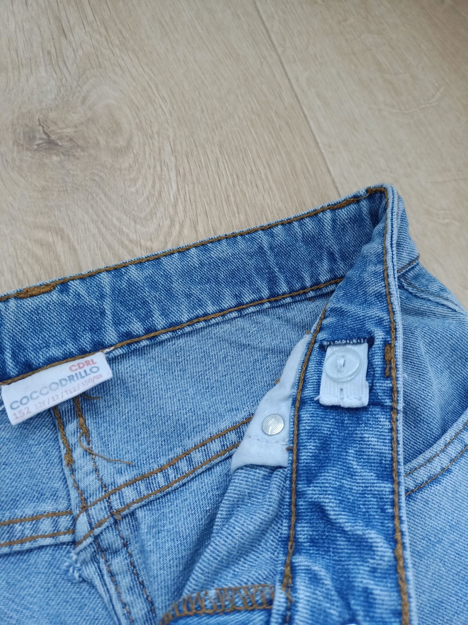 Spodnie jeansowe dziewczęce, roz 152
