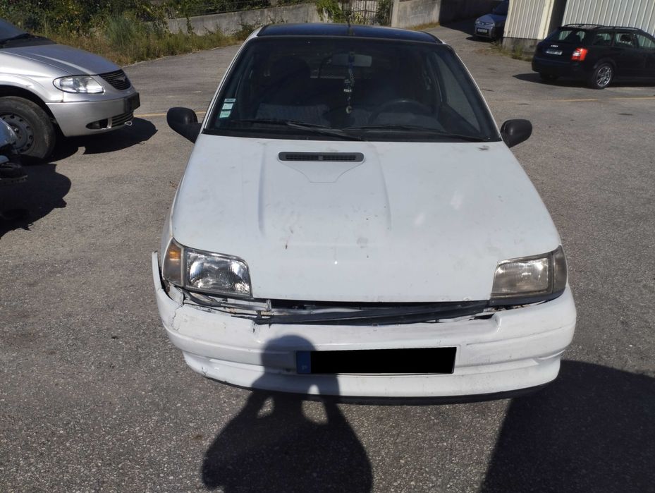 RENAULT CLIO 1.9 D Só Para Peças