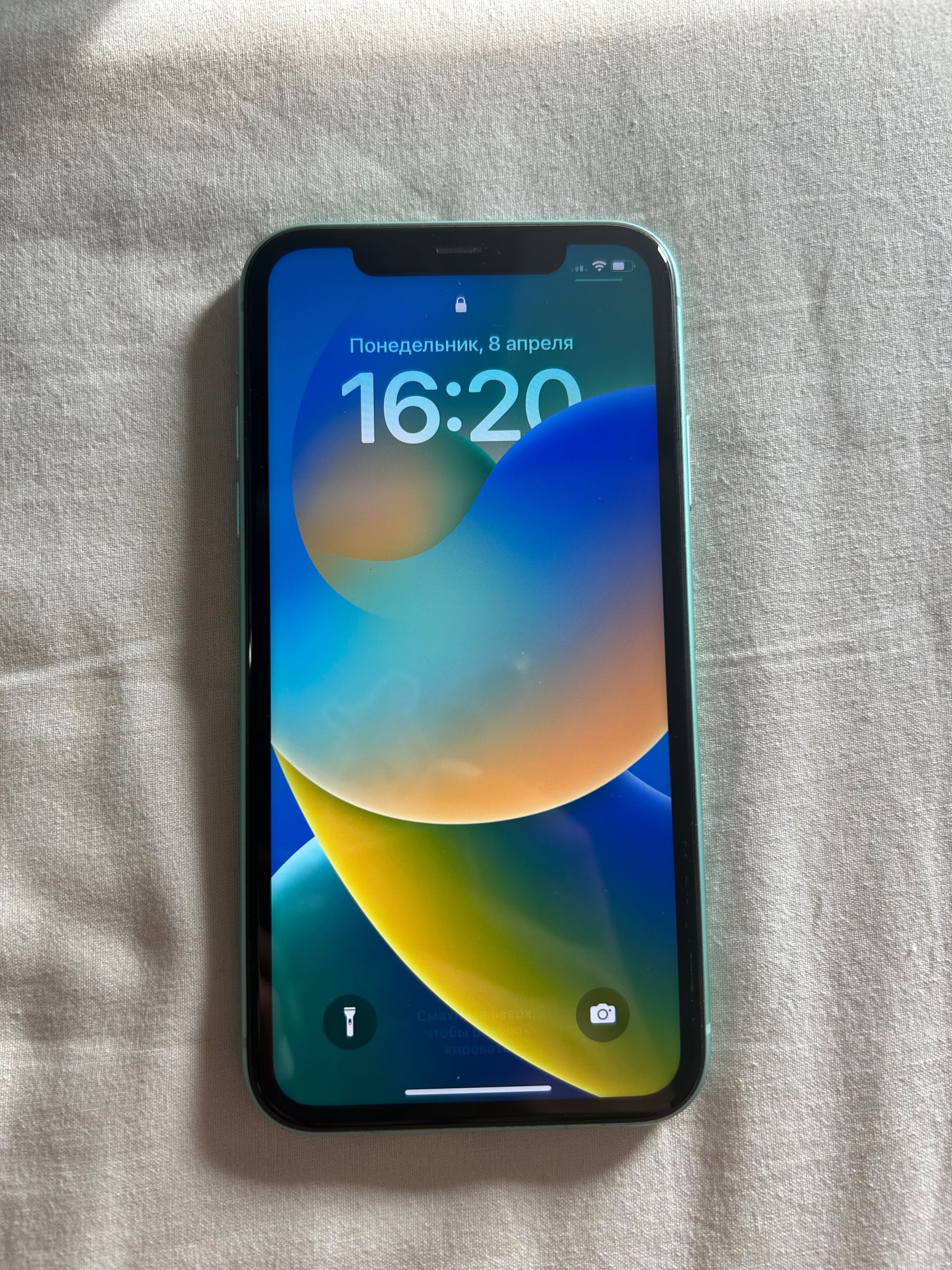 iPhone 11 zielony 64 GB