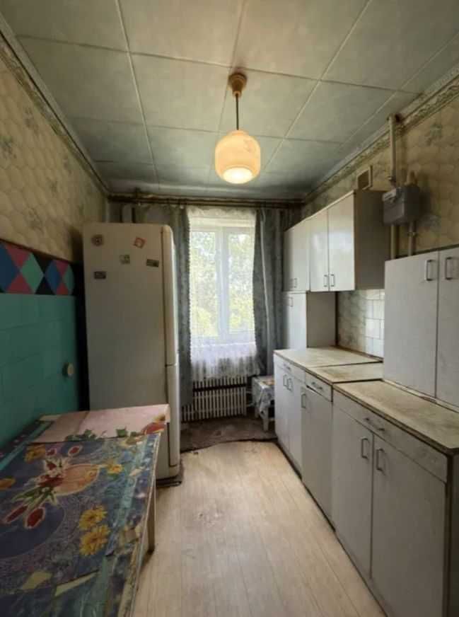 2 кім в багатоповерхівці район КАЛИНОВА (716624)