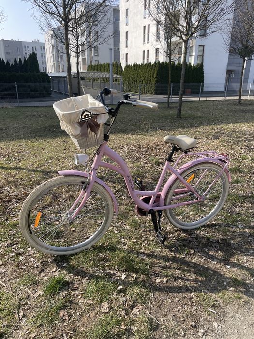 GOETZE Różowy roczny rower miejski damka