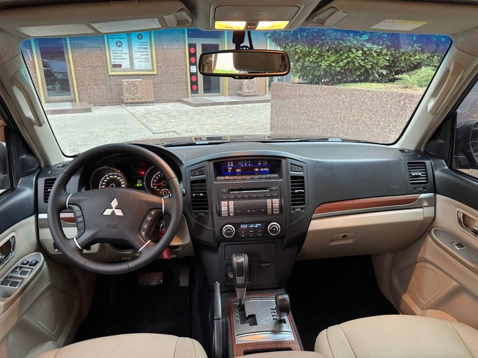 Продам Mitsubishi Pajero Wagon 2007