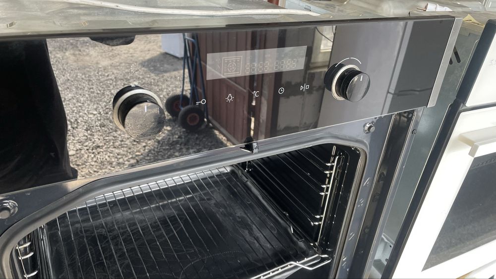 Духова шафа Gorenje 2022 року випуску