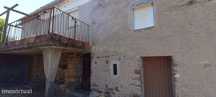 Casa de aldeia com terreno, Casal Novo, Grade