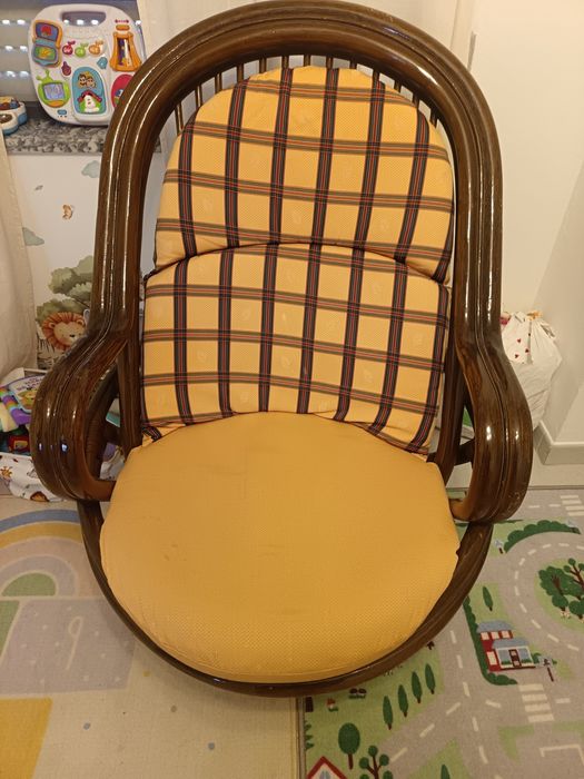 Cadeirão  de balanço em vime