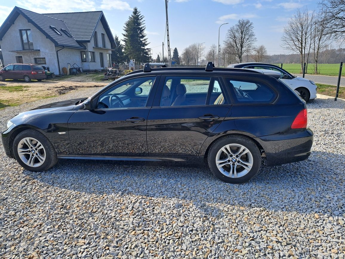 BMW 316i touring E91