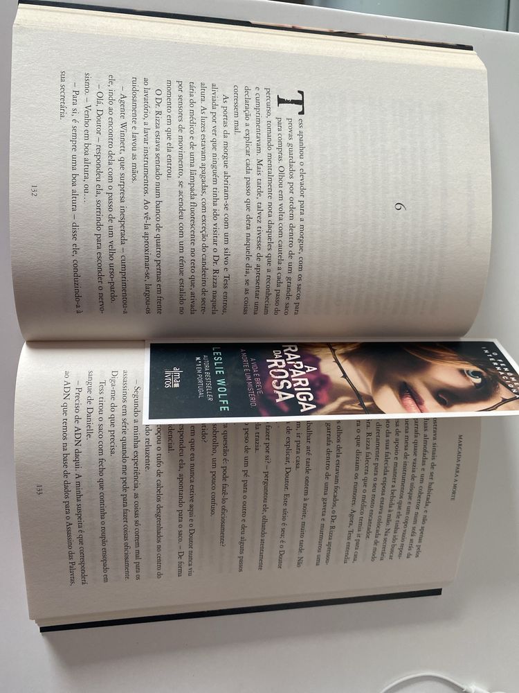 Livro “ A rapariga da rosa “
