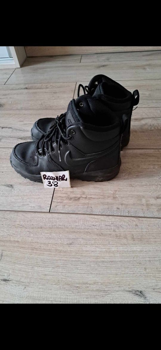 Buty zimowe nike traperki