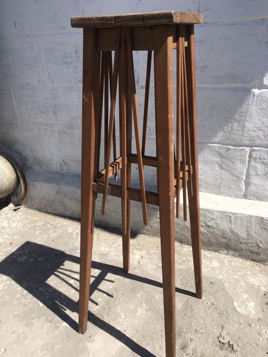 Подставка деревянная под цветы ( ручная работа)