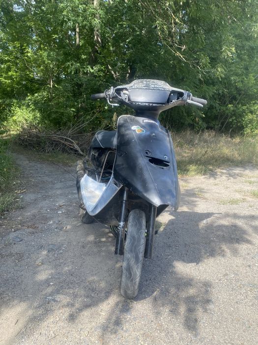 Продам ямаха джог артістік