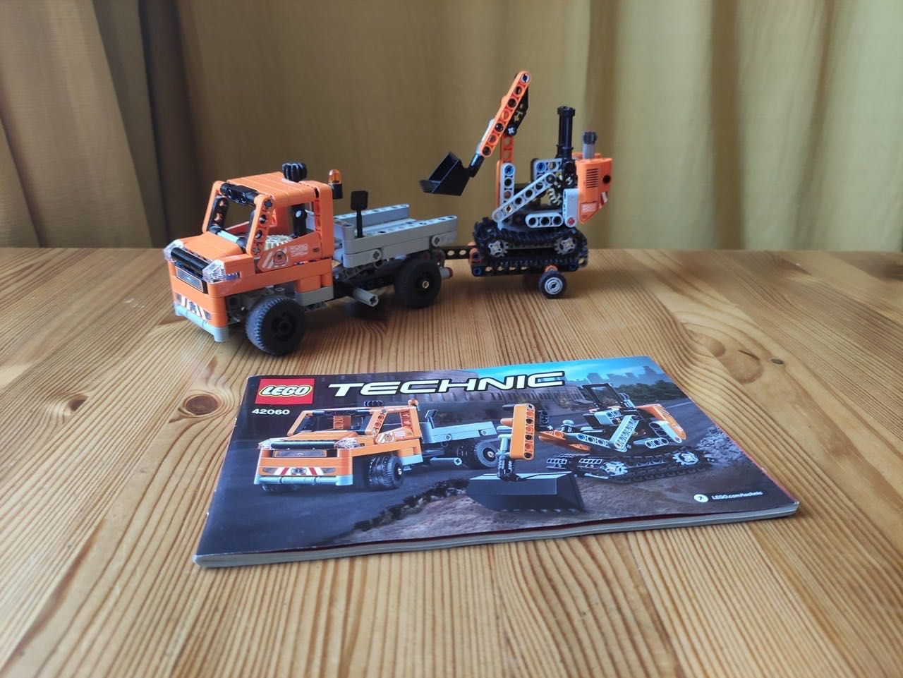 Набір Лего 42060. Roadwork crew (дорожня техніка). Lego Technic.