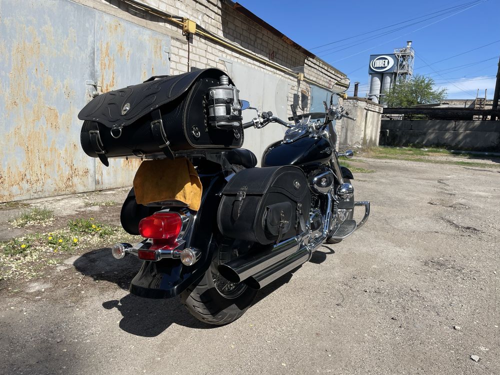 Suzuki Intruder c 800