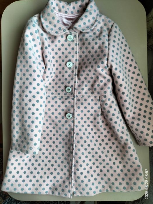 пальто для дівчинки на 3-4 роки