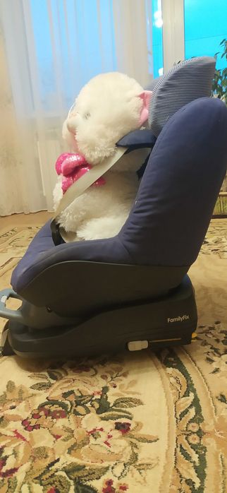 Автокресло Maxi-Cosi Pearl + База FamilyFix