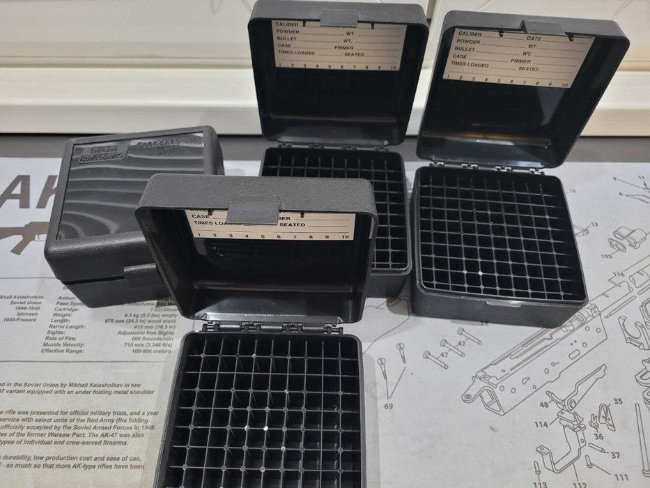 Коробка MTM RS-100 на 100 патронов кал. 223 Rem, 5.45x39 и т.п.