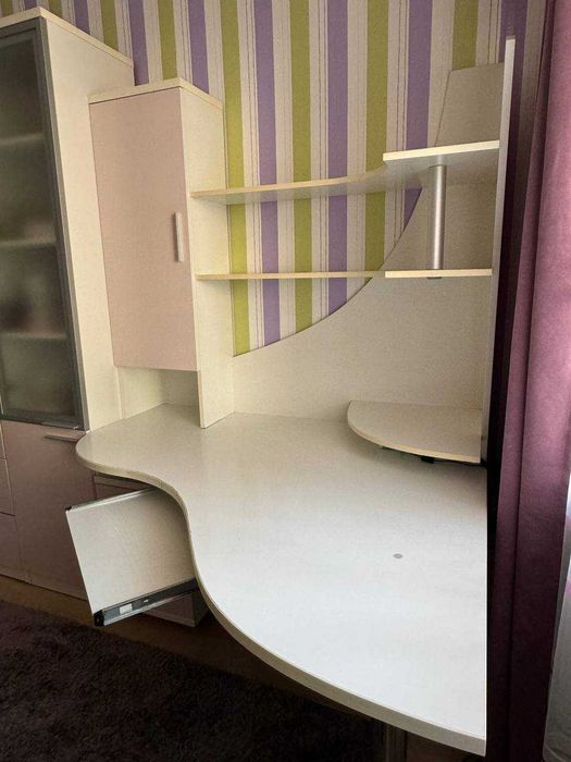 Меблі в дитячу кімнату/кабінет/спальню