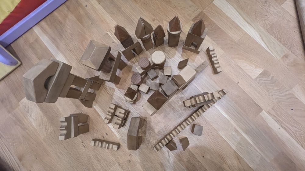 Дерев'ячний еко конструктор. Іграшка з дерева. Деревянный замок