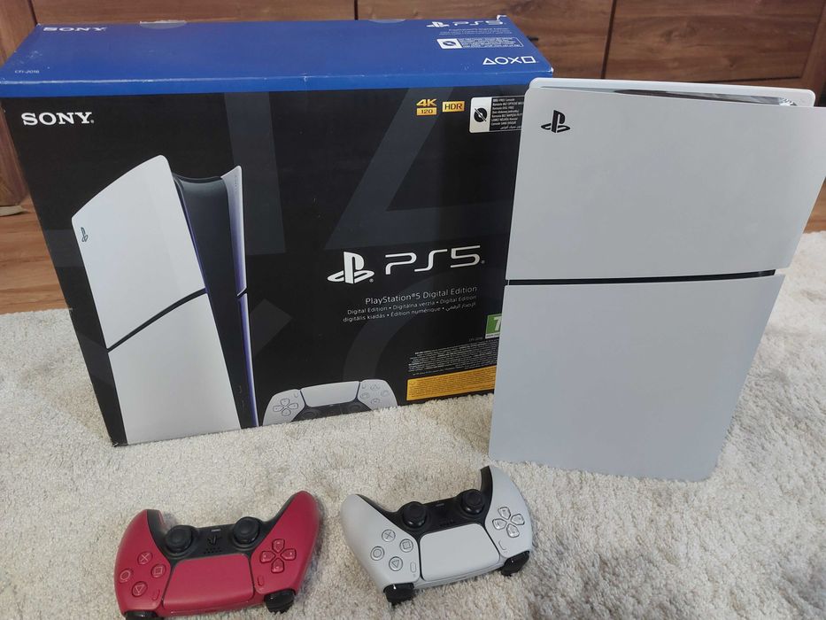 Playstation 5 Slim + 2 pady