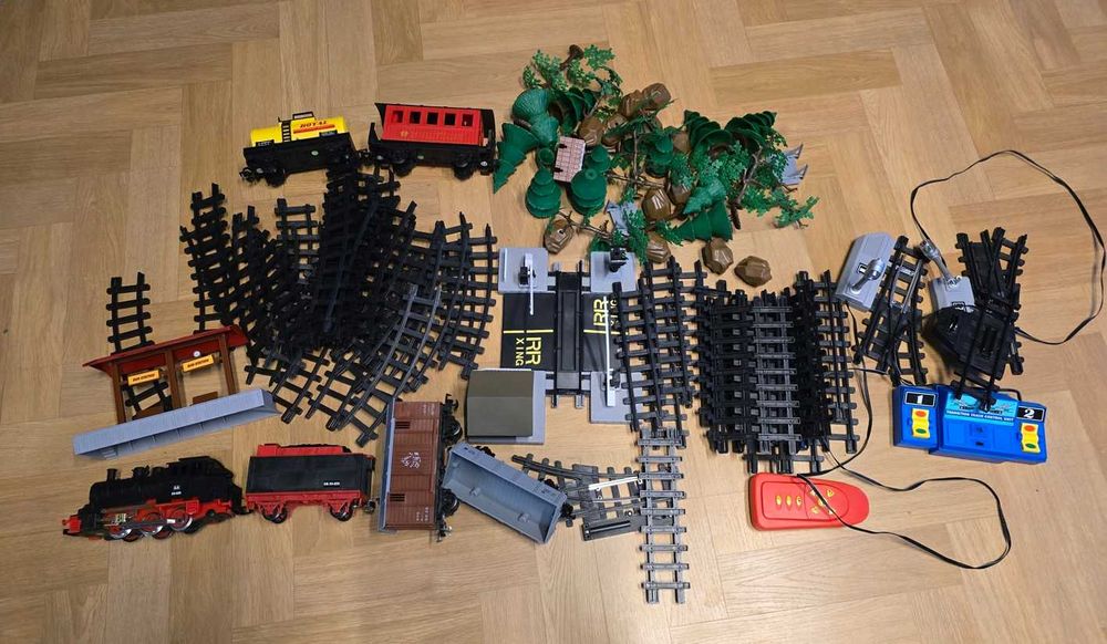 kolejka z wagonami - zabawka