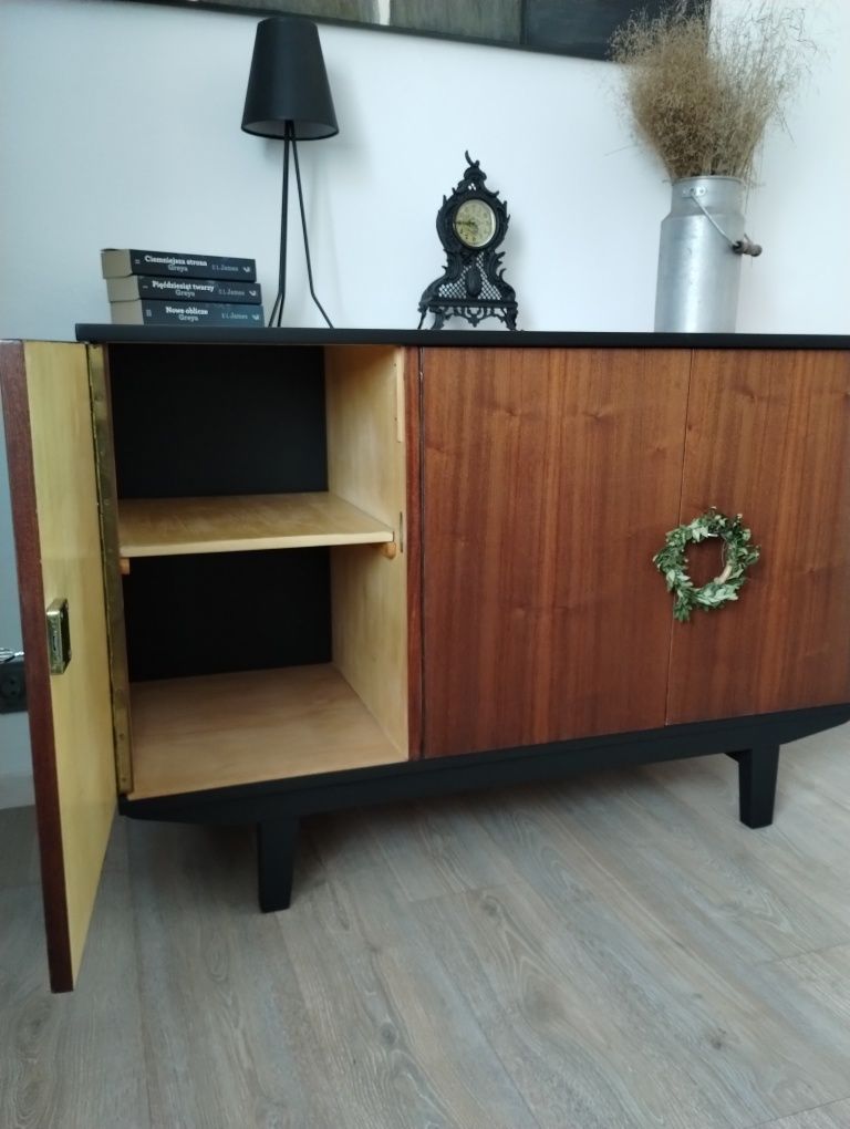 Długa komoda PRL sideboard
