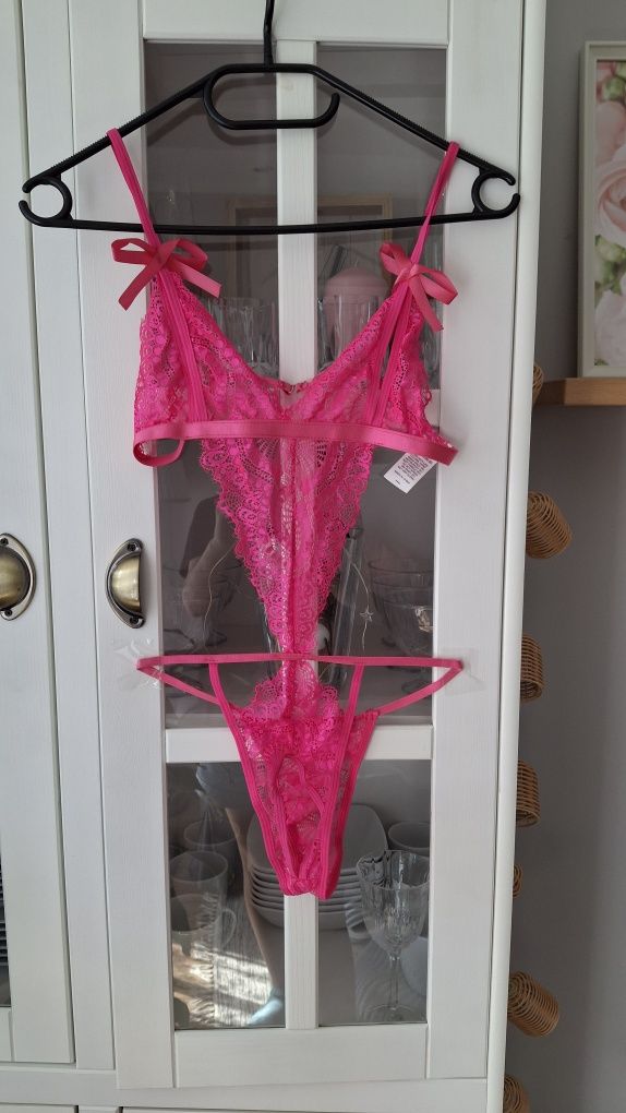 Różowe koronkowe body bielizna erotyczna S