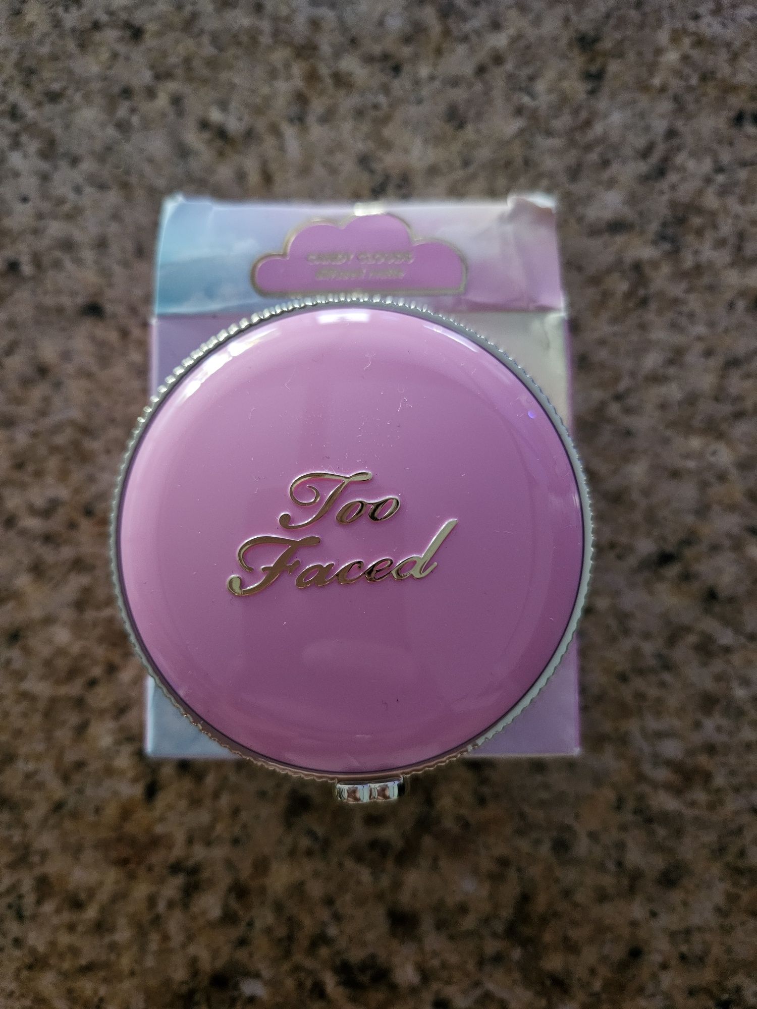 Too Faced róż do policzków