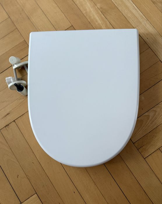 Deska sedesowa wolnospadająca Cersanit