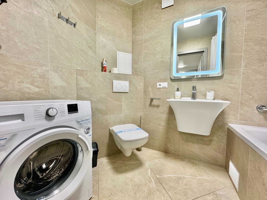 ApartPoltava ПАНОРАМА світлі НОВІ апарт. ЦЕНТР LEDдзеркало,банк.ЧЕК