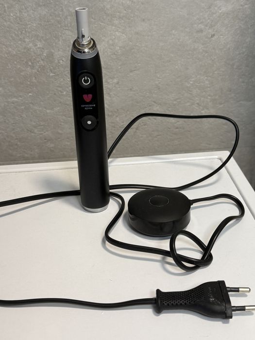 Szczoteczka magnetyczna Oral-B iO9