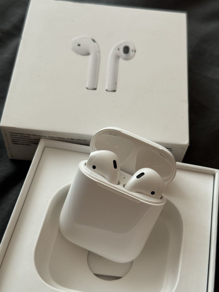 б/у Apple AirPods 2 оригінал
