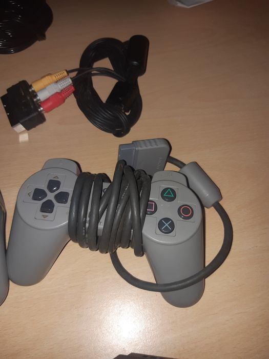 3szt pad na ps1+ 2xkabel do ps1