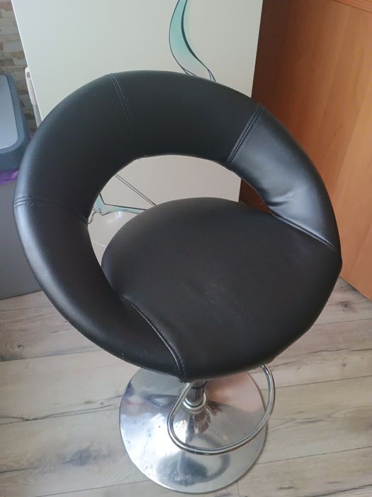 Krzesło barowe czarne