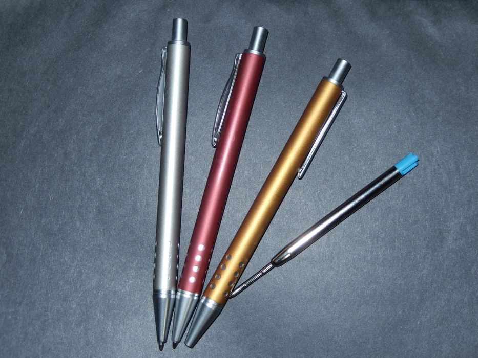 Металеві Кулькові Ручки