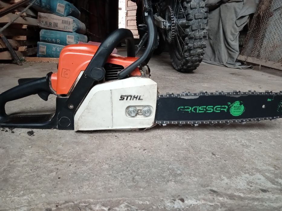 Продам бензопилу STIHL