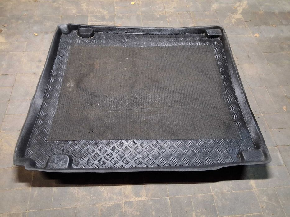 Wykładzina bagażnika podłogowe antypoślizgowa do Opla Vectry C kombi